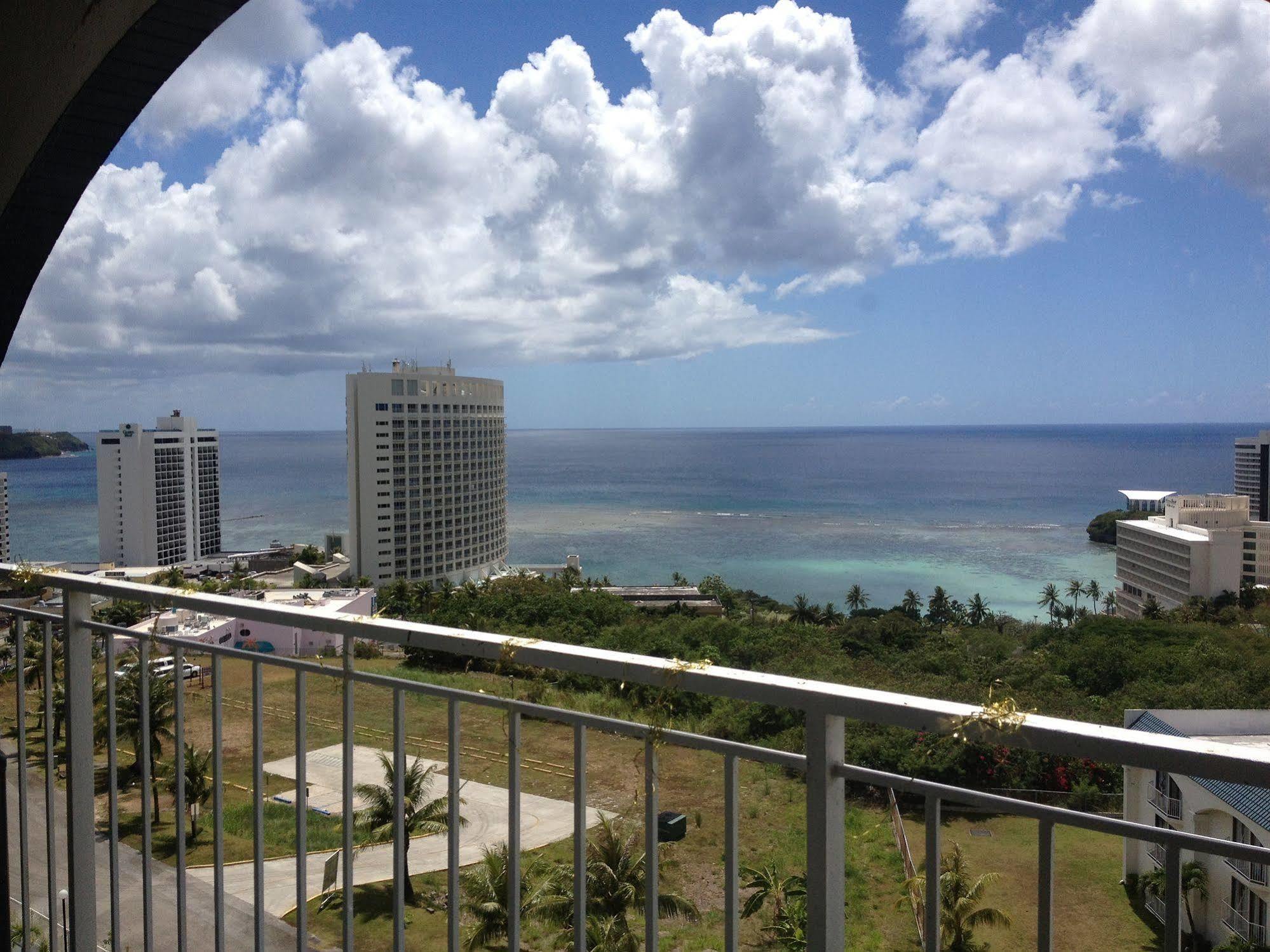 Oceanview Hotel And Residences 塔穆宁 外观 照片